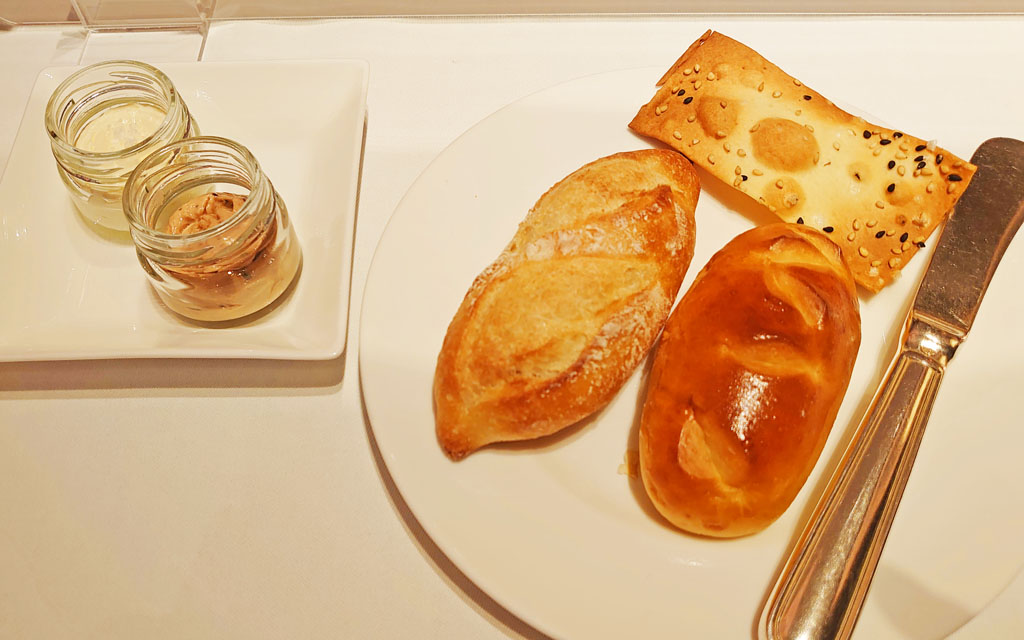 「Rue d’Or（ル ドール）」での夕食：パン3種